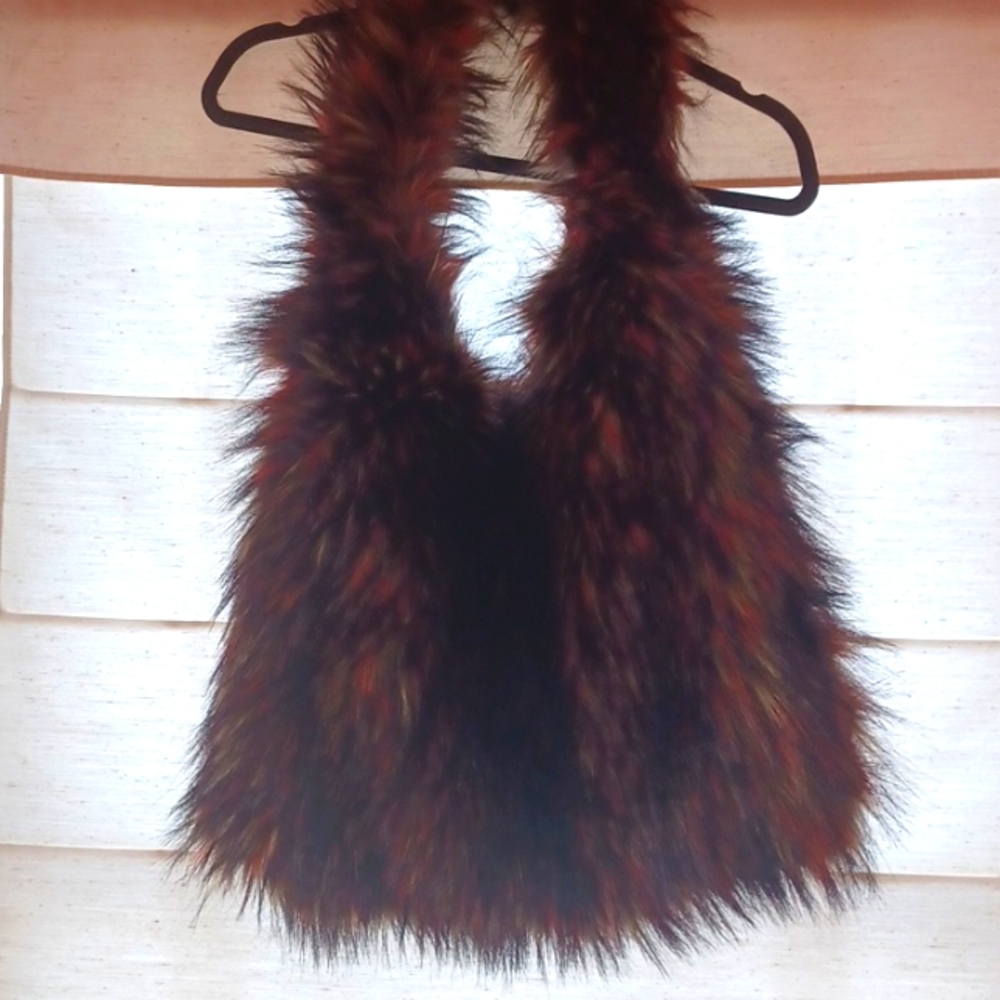 Nwot faux fur purse